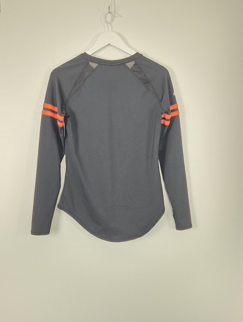 Harley-Davidson Women's Performance Coolcore Long Sleeve Thumb-Hole Black Top M - Picture 7 of 9